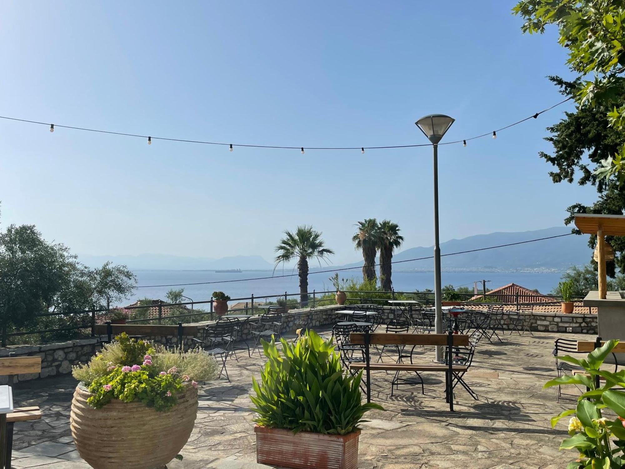 Polas Residencies Lejlighedshotel Kalamata Eksteriør billede